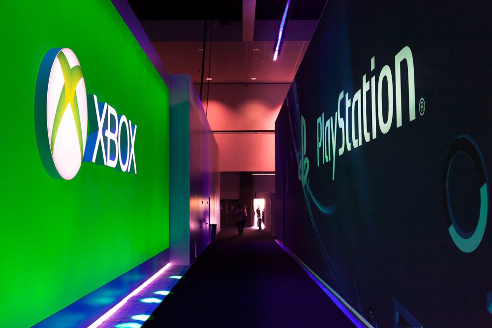 Xbox Series X vs PlayStation 5 / Sony vs Microsoft