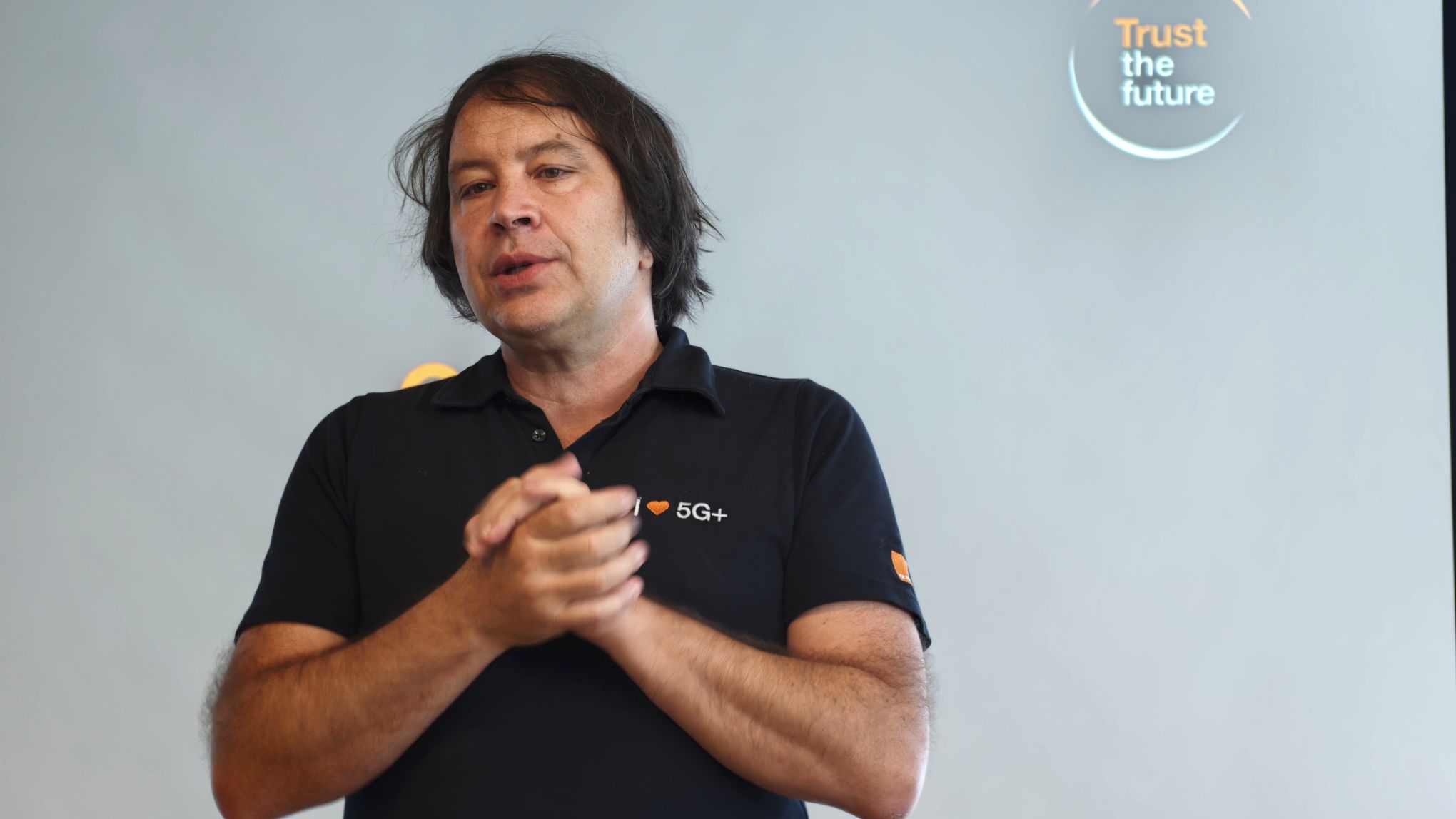 Julien Ducarroz CEO Orange Romania la evenimentul Trust the future.jpg