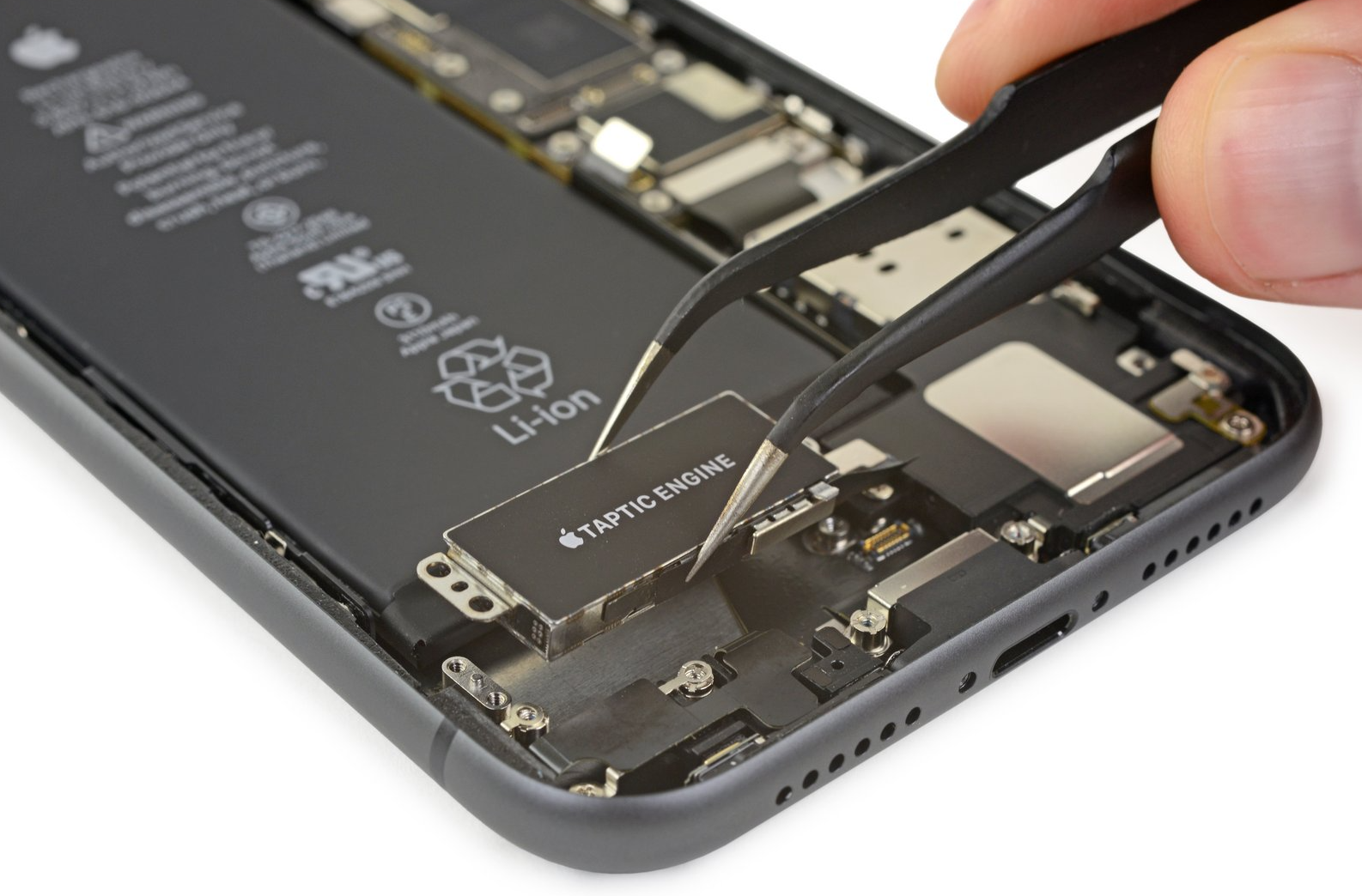 iPhone Taptic Engine